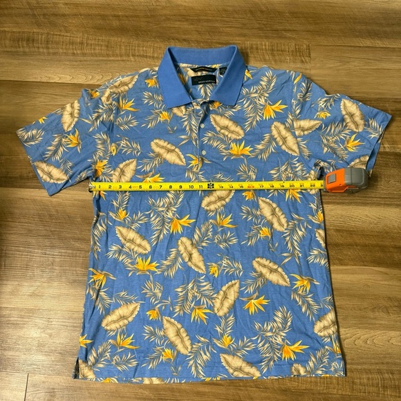 Greg Norman Shark Golf Polo Floral in Color Blue and Tan Brown Mens Size XL - Picture 3 of 6